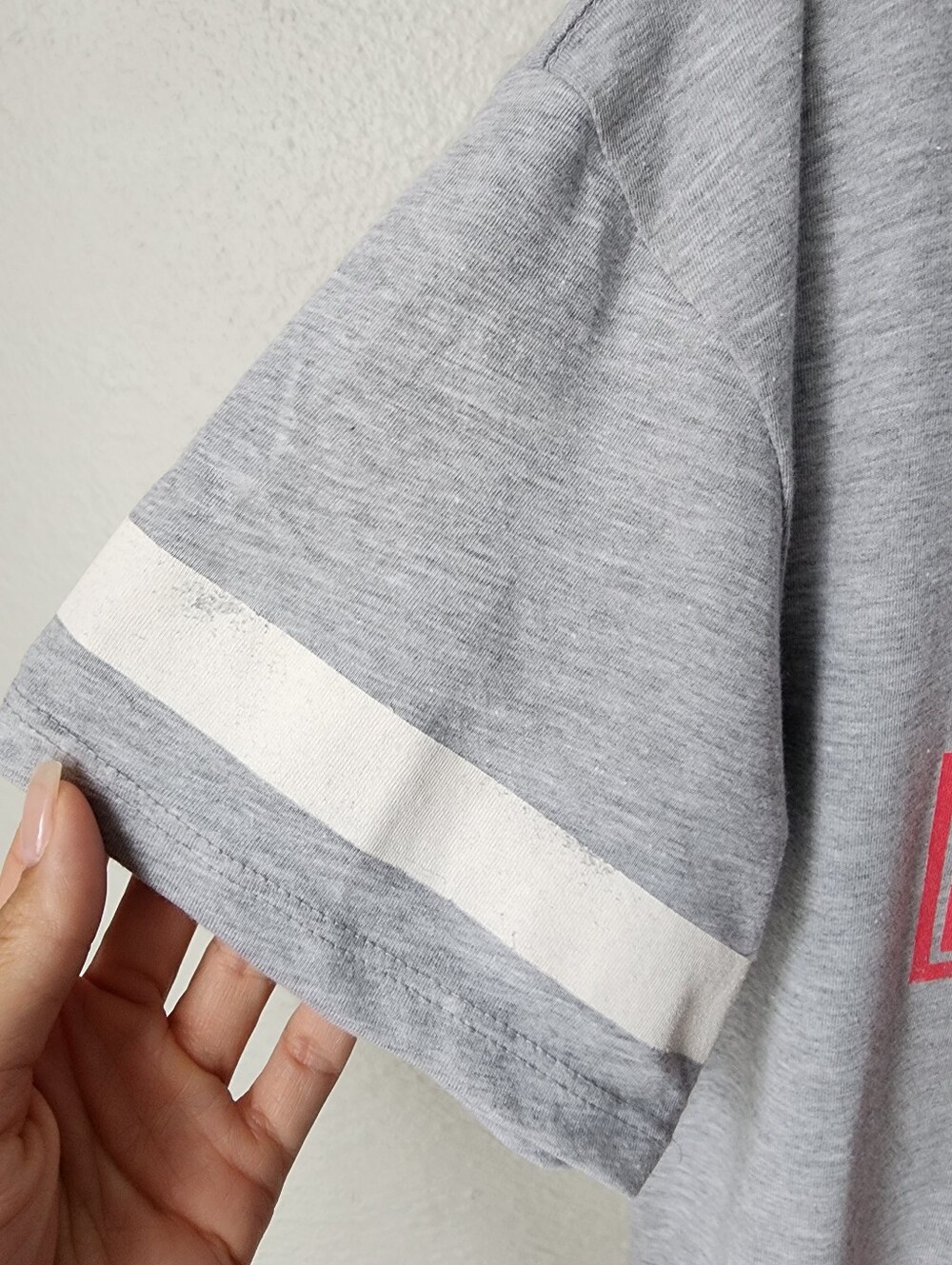 Golden Hour Strawberry Shortcake Big 79 Cotton Graphic Tee Size XSmall In Grey - Picture 4 of 7